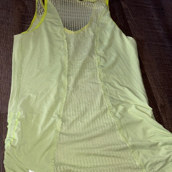 Lululemon tank top - Picture 2 of 3
